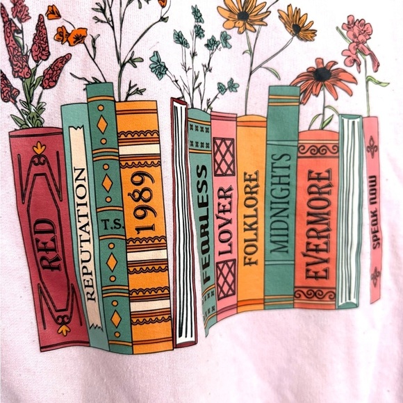 Taylor Swift Book Floral Oversized Pink Sweatshirt Album Swiftie Lover Red 1989 - Picture 5 of 7